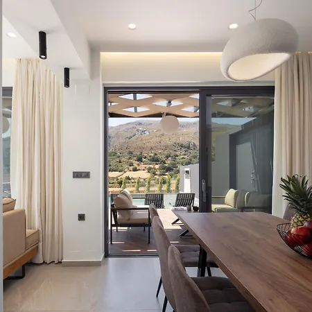 Oasis Serenity Angouseliana